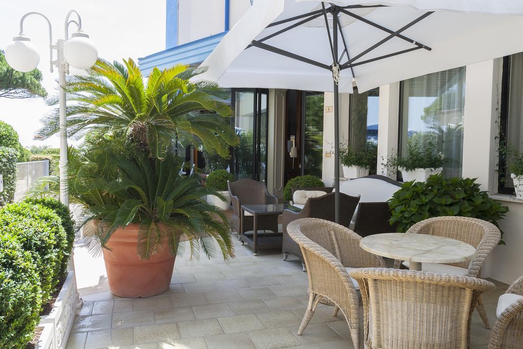 Hotel Plaza Esplanade Lido di Jesolo Eksteriør bilde