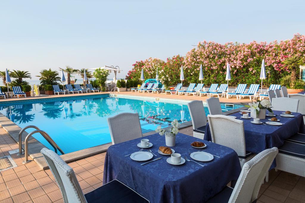 Hotel Plaza Esplanade Lido di Jesolo Eksteriør bilde